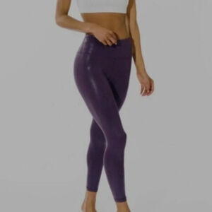 ZYIA active high rise plum metallic leggings size 14-16  XXLARGE